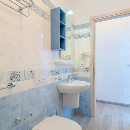 Amazing In With Kitchen *